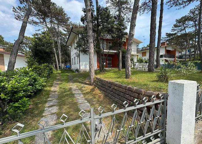 Casa Al Mare Con Giardino E Parcheggio Privato! Lignano Sabbiadoro